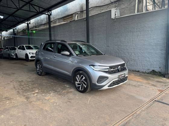 VOLKSWAGEN T-CROSS 1.0 200 TSI TOTAL FLEX COMFORTLINE AUTOMÁTICO VOLKSWAGEN T-CROSS 1.0 200 TSI TOTAL FLEX COMFORTLINE AUTOMÁTICO